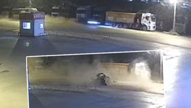 Ankara'da feci kaza! Otomobil kamyona çarptı: 3 kişi hayatını kaybetti