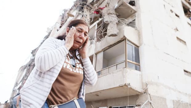 Venezuela felaketi yaşadı... 39 saniye arayla çifte deprem