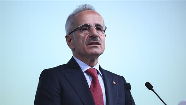 Bakan Uraloğlu’ndan Hürmüz Boğazı ve Basra Körfezi'ndeki Türk gemilerine ilişkin açıklama
