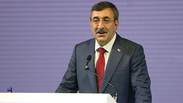 Cumhurbaşkanı Yardımcısı Yılmaz: Hafızlık, ilim yolculuğunun en sağlam başlangıçlarından biridir