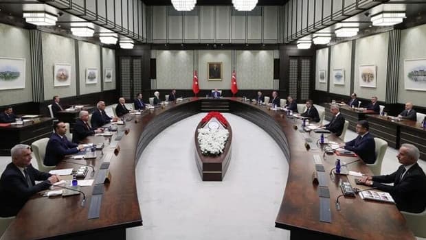 Kabine bugün toplanıyor! İşte masadaki başlıklar...