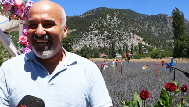 Termometreler 40 dereceyi gösterdi: Adana sıcağında böyle serinliyorlar! 'İnsan sıcağı unutuyor'