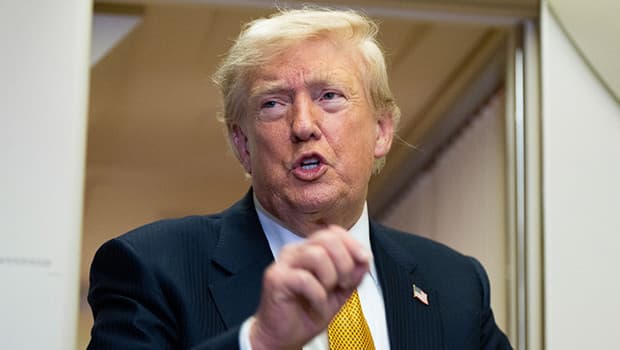 ABD Başkanı Trump'tan tehdit: İran yok olur... '1000 füze hazır'