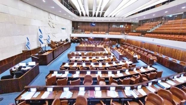 İsrail meclisi sözde tasarıyı askıya aldı