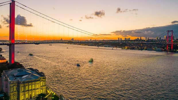 Türkiye'den tarihi başarı! Türkiye, İtalya ve Yunanistan’ı geride bırakarak dünyanın en çok ziyaret edilen 4. ülkesi oldu