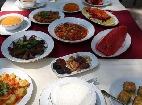 İBB sosyal tesislerinde iftar menülerine zam! İşte yeni fiyatlar