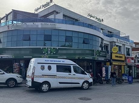 Sevgililer günü tatili kabusa döndü! Butik otelde çıkan yangında kadın hayatını kaybetti