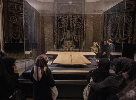 Hazreti Muhammed'in Hırka-i Şerif'i 20 Şubat'ta ziyarete açılacak