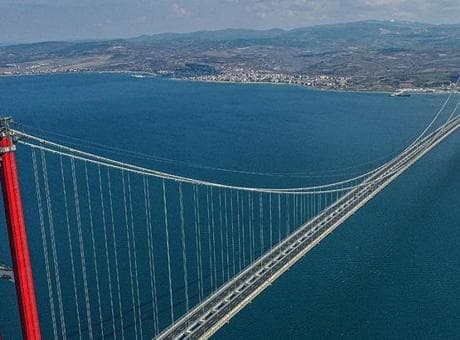 Çanakkale Boğazı'nda arızalanan kuru yük gemisi kurtarıldı