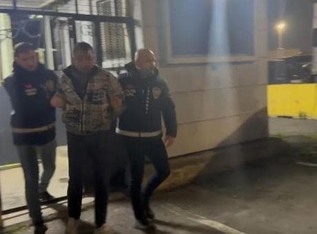 Arkadaşını öldürdü! Günlerce olay yerine gelip cesedi kontrol etti