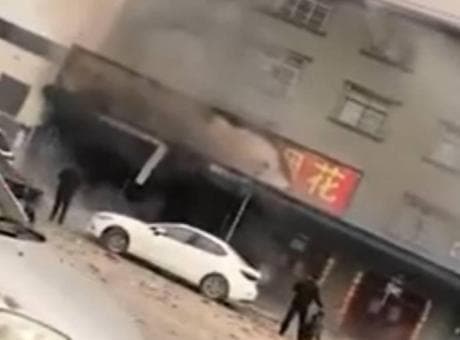 Çin'de havai fişek dükkanında feci patlama! Çok sayıda ölü var