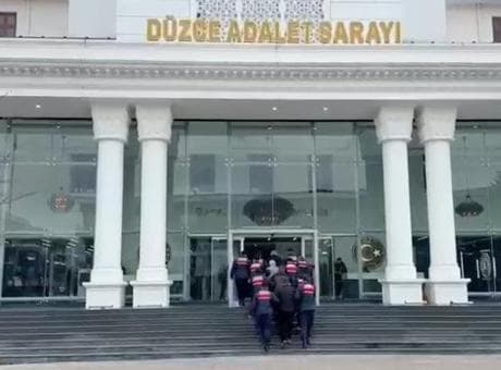 Yapay zeka ile dev vurgun! Ünlülerin yüzünü kopyalayıp 'yatırım tavsiyesi' verdirdiler
