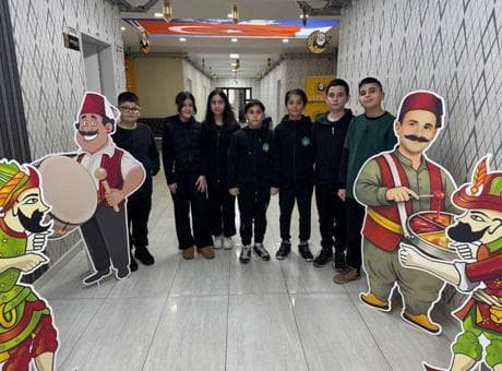 'Eski ramazanlar' bu kez okullarda yaşatılıyor! Maniler, davullar, Hacivat-Karagöz Ramazan Sokağı'nda