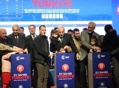 Diyarbakır'da TOKİ sosyal konut heyecanı! Kuralar çekildi