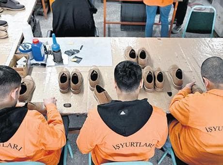 77 bin hükümlü meslek öğrendi