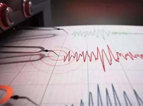 Malezya'da 7.1 büyüklüğünde deprem oldu