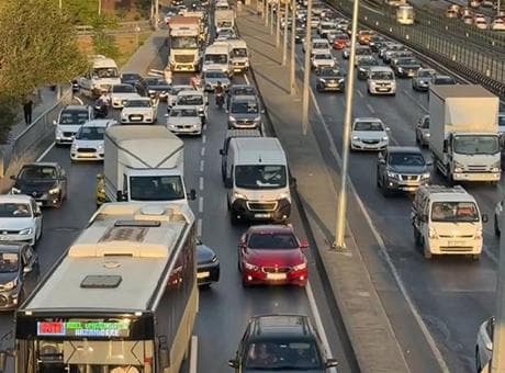 İstanbul’da sabah trafiği! Anadolu Yakası’nda yoğunluk yüzde 76’ye çıktı