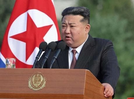 Kuzey Kore'de büyük temizlik! Kim Jong-un partinin başına yeniden geçti, dev isimleri tek kalemde sildi