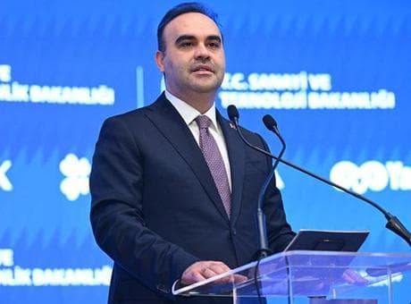 Bakan Kacır: 'Ülkemiz, dünyanın geri kalanından pozitif ayrışıyor'