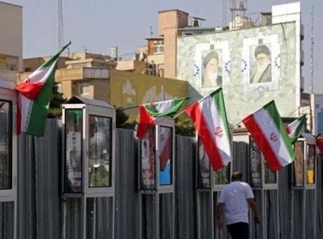 İran'da kritik eşik aşıldı! Hindistan'dan vatandaşlarına acil uyarı: Mümkün olan en kısa sürede ayrılın