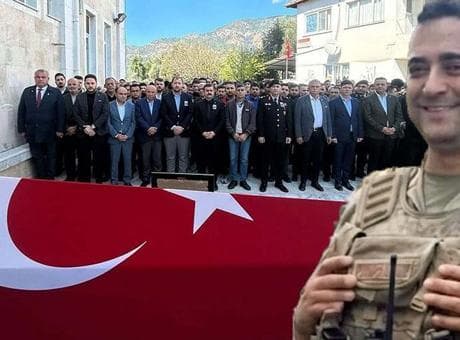 Kalp krizinden hayatını kaybeden uzman çavuş toprağa verildi