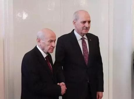 Meclis'te görüşme trafiği! TBMM Başkanı Kurtulmuş, Bahçeli'yi ziyaret etti