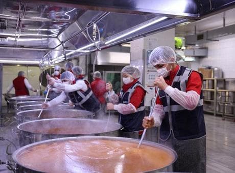 Bağcılar Belediyesi’nden ramazan seferberliği! 5 bin aileye sosyal market, 60 bin öğün kapıya teslim
