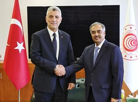 Bakan Bolat: D-8’e desteğimiz artarak devam edecek