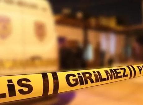 Yer: Esenyurt! Site koridorunda 2 kişi ölü bulundu