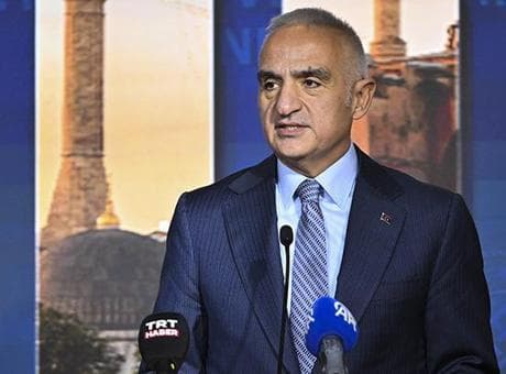 Bakan Ersoy: Vakıf İftar Buluşmaları'nda günlük yaklaşık 100 bin vatandaşla aynı sofrayı paylaşıyoruz