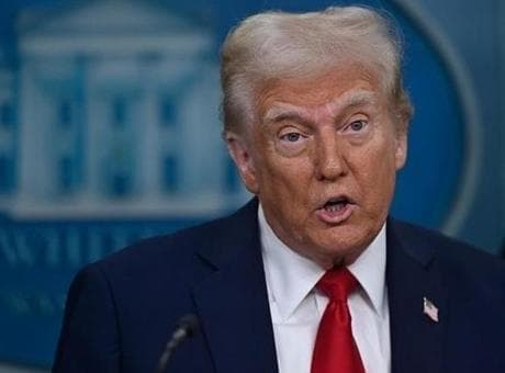 Trump'tan 'terör sponsoru' ifadelerini kullandığı İran'a: ABD'yi vuracak füze yapmaya çalışıyorlar