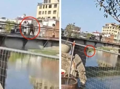 Karısıyla tartışırken çocuğunu köprüden attı! Korkunç olay kameralarda