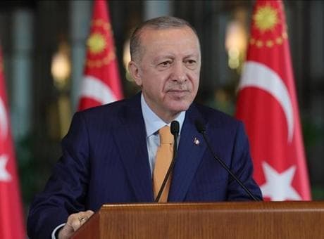 Cumhurbaşkanı Erdoğan'dan Galatasaray'a tebrik telefonu