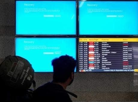 Dev havayolu şirketinden flaş karar: Tel Aviv seferleri durduruldu