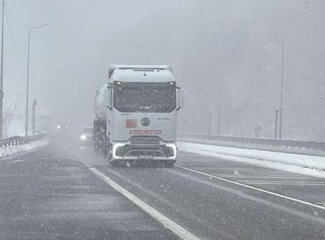 Sürücüler dikkat! Bolu Dağı’nda kar alarmı
