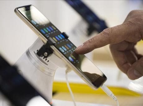 Küresel akıllı telefon pazarının bu yıl daralacağı öngörülüyor