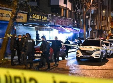 Bahçelievler'de uyuşturucu satan şüphelilerce açılan ateş sonucu 1 jandarma yaralandı