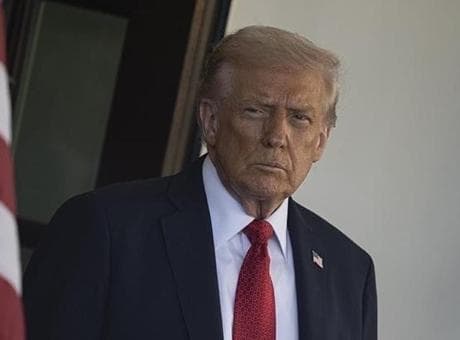 Trump, ABD Yüksek Mahkemesinin tarife kararıyla yüz milyarlarca doların iade edilebileceğini belirtti