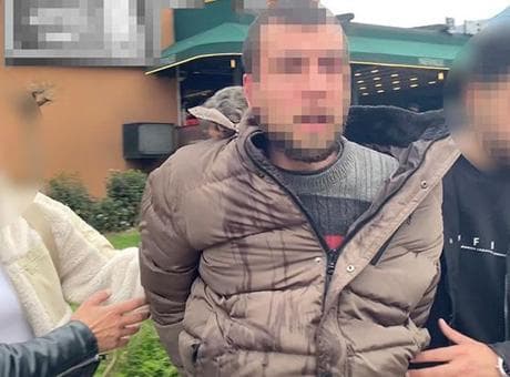 Mahalleyi ayağa kaldıran olay! Linçten polis kurtardı