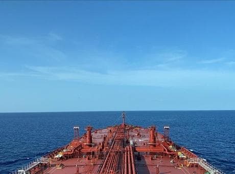 Hürmüz Boğazı’nda telsiz uyarıları! Türk bayraklı gemiler için karar