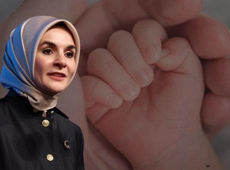 Çalışan anne-babalara müjde! Bakan Göktaş duyurdu: Doğum izni uzatılıyor