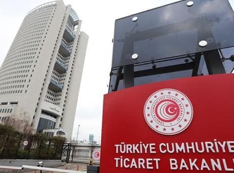 Ticaret Bakanlığı'ndan çiftçiye müjde! Üre ithalatında vergi sıfırlandı