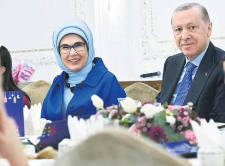İftar sofrasında özel misafirler