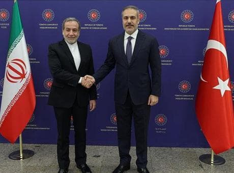 Dışişleri Bakanı Hakan Fidan, İranlı mevkidaşı Arakçi ile görüştü: 'Türk hava sahasının ihlali kabul edilemez'