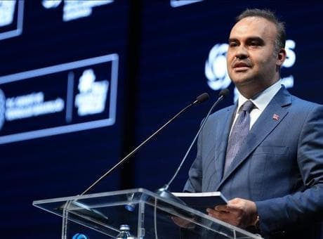 Bakan Kacır 'Türkiye kendi uydularını geliştiren üreten bir ülke haline geldi'