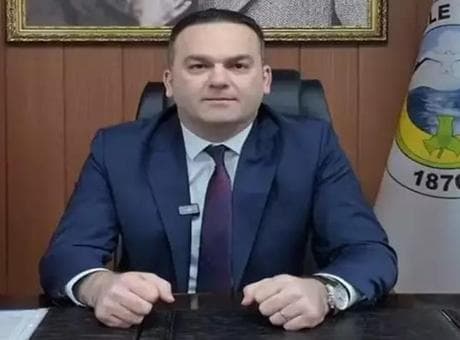 Görevden uzaklaştırılan Hasbi Dede hakkında mahkemeden yeni karar
