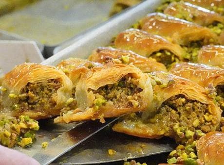 Baklavada büyük oyun: Dışarıdan anlaşılması çok zor