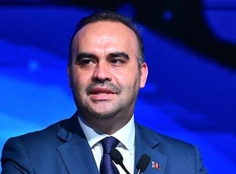 Bakan Kacır: Nitelikli iş gücünü yetiştirecek sanayi ve teknoloji kolejleri kuracağız