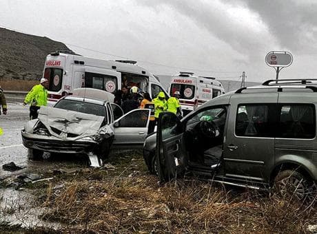 Ankara'da feci kaza! Ölü ve yaralılar var