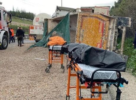 TEM’de korkunç zincirleme kaza! Ölü ve yaralılar var